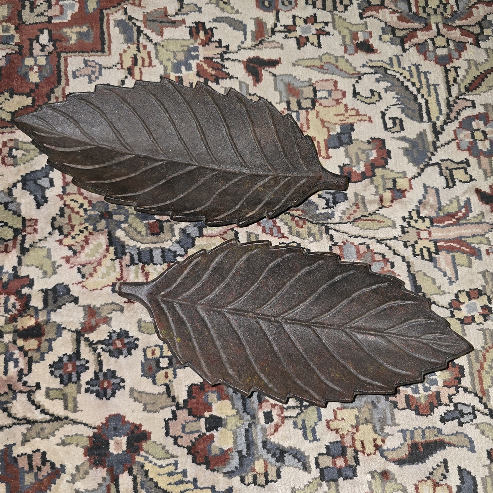 Decorative Cast Iron Leaf Accents